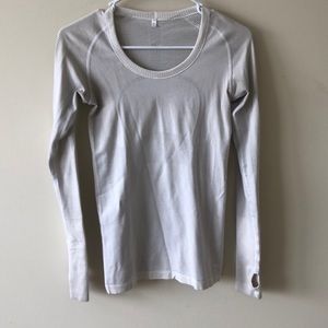 White lululemon long sleeve size 4.